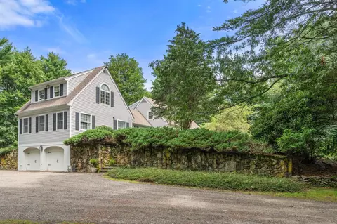 Exterior - 101 Exeter Rd, North Hampton, NH 03862 photo 3 of 12