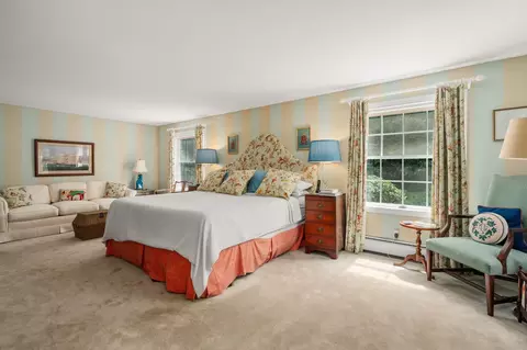 Bedroom - 101 Exeter Rd, North Hampton, NH 03862 photo 2 of 4