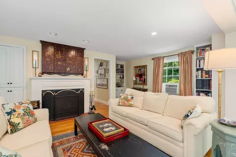 Living - 101 Exeter Rd, North Hampton, NH 03862 photo 3 of 3