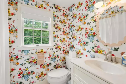 Bath - 101 Exeter Rd, North Hampton, NH 03862 photo 6 of 6