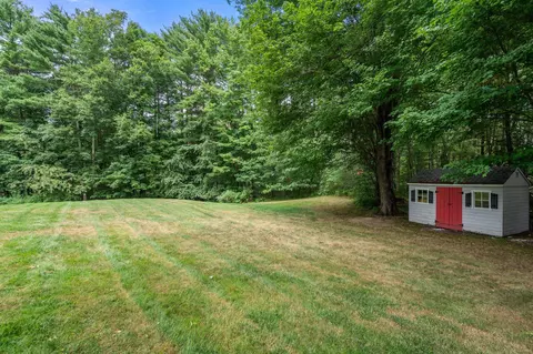 Exterior - 101 Exeter Rd, North Hampton, NH 03862 photo 8 of 12