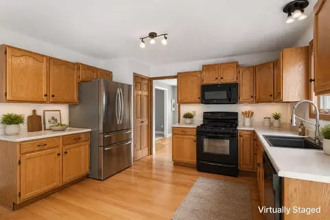 Kitchen - 20 Tillotson Dr, Jericho, VT 05465 photo 1 of 6