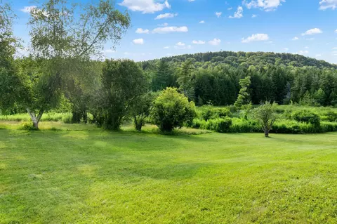 Exterior - 20 Tillotson Dr, Jericho, VT 05465 photo 13 of 17