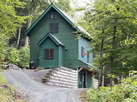 966 Old Man Mountain Rd, Saint Johnsbury, VT 05819