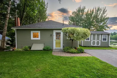 17 Waters Edge Rd, Swanzey, NH 03431