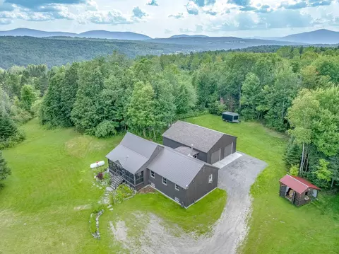 3 Colburn Rd, Colebrook, NH 03576