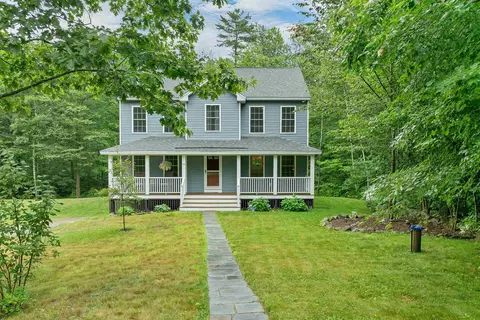 19 Linwood Dr, Alton, NH 03809