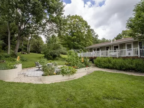 579 Bliss Rd, East Montpelier, VT 05651