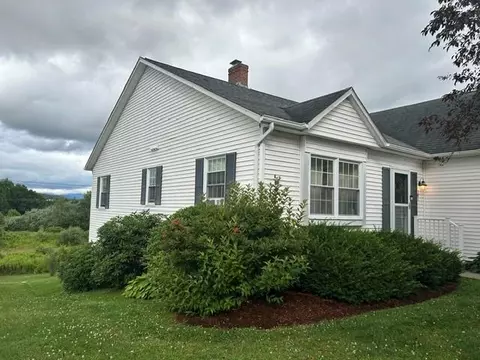 Exterior - 241 Eastview Cir, Williston, VT 05495 photo 2 of 8