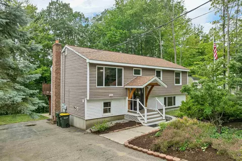 145 Province St, Laconia, NH 03246