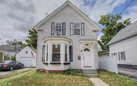 21 Silver St, Rochester, NH 03867