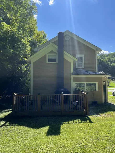 Exterior - 24 Pleasant St, Proctor, VT 05765 photo 5 of 9