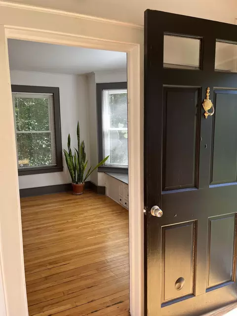 Entry Way - 24 Pleasant St, Proctor, VT 05765 photo 1 of 6