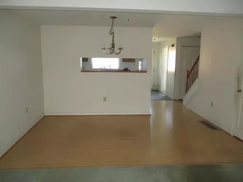 Living - 44 Bridle Path, Dover, NH 03820 photo 1 of 3