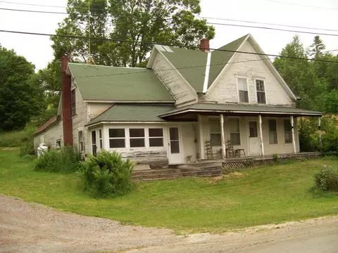 340 Upper Michigan Rd, Pittsfield, VT 05762