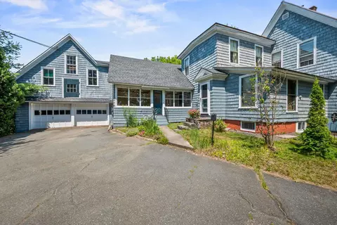 182 Cottage St, Littleton, NH 03561