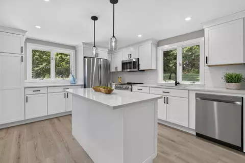 78 Rangeway Rd, Dunbarton, NH 03046