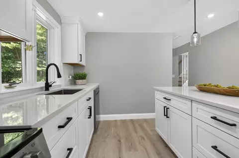Kitchen - 78 Rangeway Rd, Dunbarton, NH 03046 photo 5 of 5