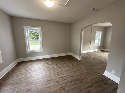 Living - 194 Union St, Springfield, VT 05156 photo 7 of 7