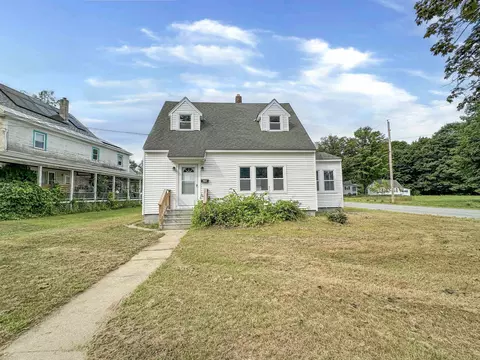Exterior - 194 Union St, Springfield, VT 05156 photo 2 of 5
