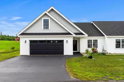 11 Brook Cir, Northwood, NH 03261