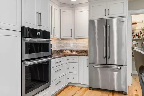 Kitchen - 4 Jane Appleton Way, Hampton, NH 03842 photo 6 of 6