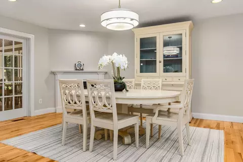 Dining - 4 Jane Appleton Way, Hampton, NH 03842 photo 2 of 3