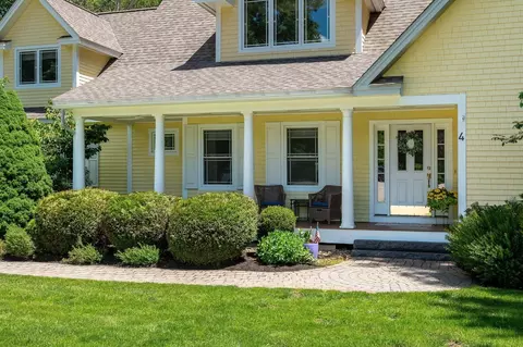 Exterior - 4 Jane Appleton Way, Hampton, NH 03842 photo 2 of 14