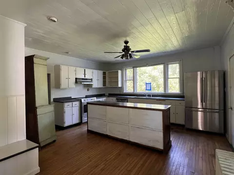 Kitchen - 95 North Rd, Walpole, NH 03608 photo 1 of 2