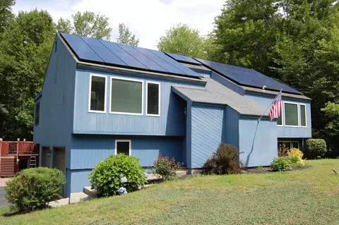 49 Birkdale Rd, Bedford, NH 03110