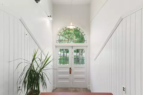 Entry Way - 4 Signal Pine Rd, Putney, VT 05346 photo 1 of 3