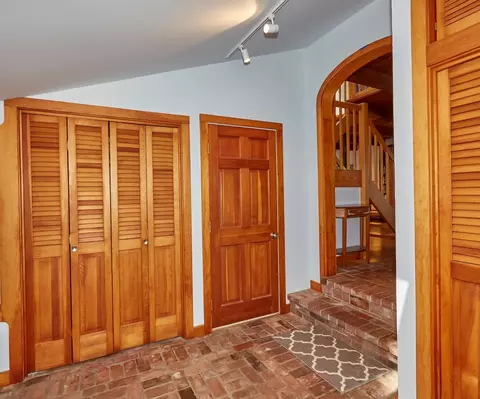 Entry Way - 106 Westminster Rd, Putney, VT 05346 photo 1 of 1