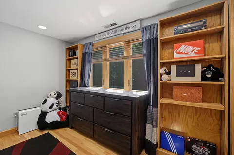 Bedroom - 17 Galway Rd, Windham, NH 03087 photo 6 of 7