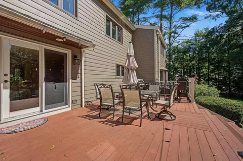 Exterior - 17 Galway Rd, Windham, NH 03087 photo 8 of 13