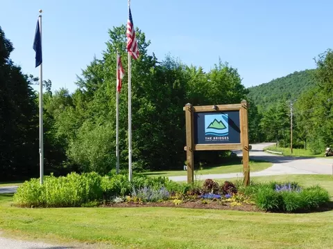 42 Lower Phase Rd, Warren, VT 05674