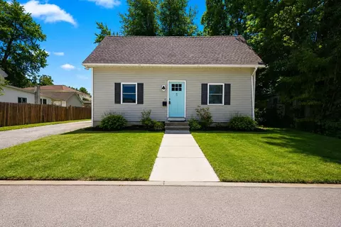 5 Burke St, Nashua, NH 03060