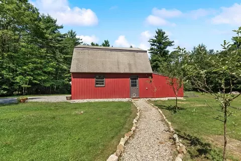 Exterior - 32 Penacook Path, Sunapee, NH 03782 photo 6 of 11