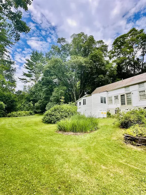 Exterior - 7 Cross St, Newfane, VT 05345 photo 10 of 16