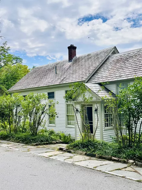 Exterior - 7 Cross St, Newfane, VT 05345 photo 3 of 16