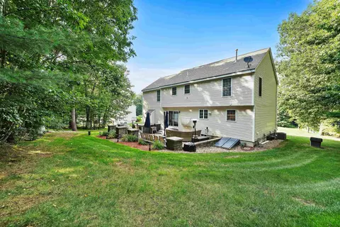 Exterior - 39 Jackman Ridge Rd, Windham, NH 03087 photo 3 of 4