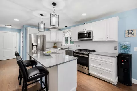 Kitchen - 39 Jackman Ridge Rd, Windham, NH 03087 photo 1 of 5