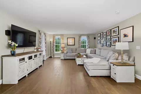 Living - 39 Jackman Ridge Rd, Windham, NH 03087 photo 1 of 3