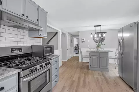 Kitchen - 83 Jericho Rd, Pelham, NH 03076 photo 4 of 4