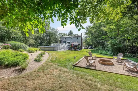Exterior - 83 Jericho Rd, Pelham, NH 03076 photo 8 of 8