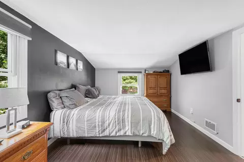 Bedroom - 83 Jericho Rd, Pelham, NH 03076 photo 2 of 6