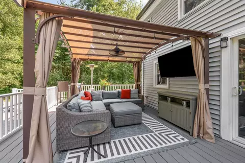 Exterior - 83 Jericho Rd, Pelham, NH 03076 photo 3 of 8