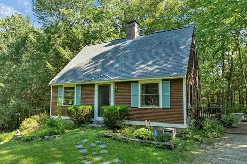 100 Beaver Rd, Strafford, NH 03884