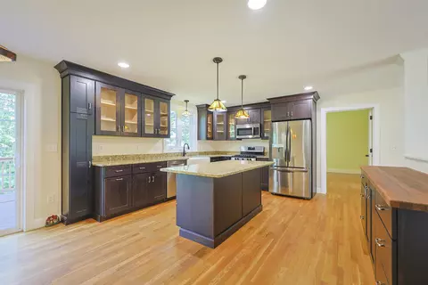 Kitchen - 10 Hilliard Dr, Hampton, NH 03842 photo 1 of 7