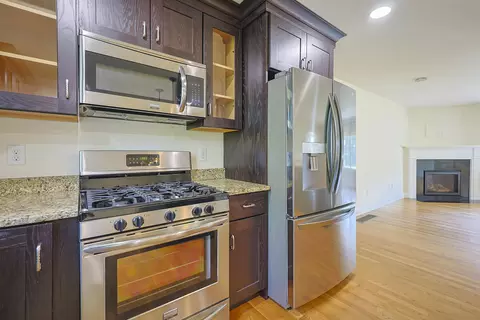 Kitchen - 10 Hilliard Dr, Hampton, NH 03842 photo 5 of 7