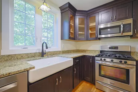 Kitchen - 10 Hilliard Dr, Hampton, NH 03842 photo 6 of 7